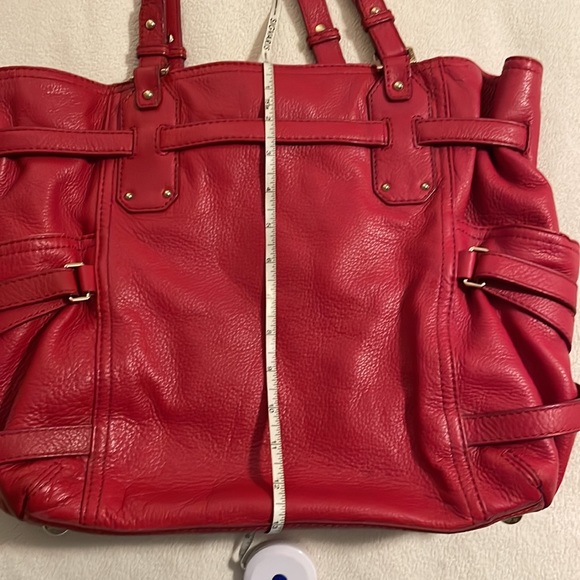 Michael Kors, red leather shoulder bag - Picture 10 of 12